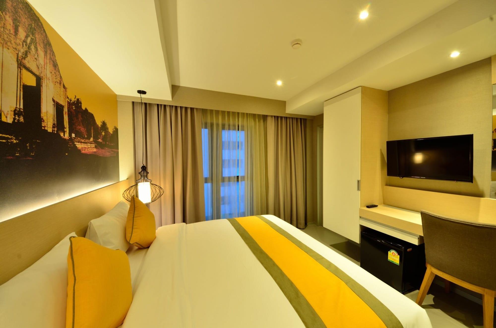 Bizotel Premier Hotel & Residence Bangkok Exterior foto